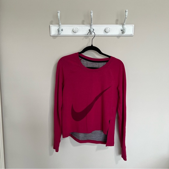 Nike Women’s Dri-Fit Lightweight Sweatshirt - Size Medium - Picture 1 of 6